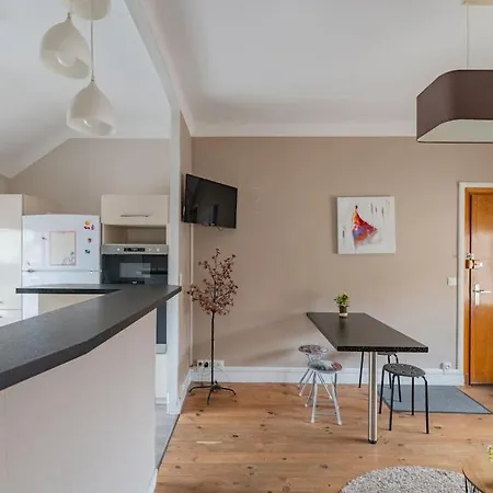 Apartment 6 Personnes Max. Ouest. Netflix *